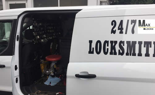 Locksmith 